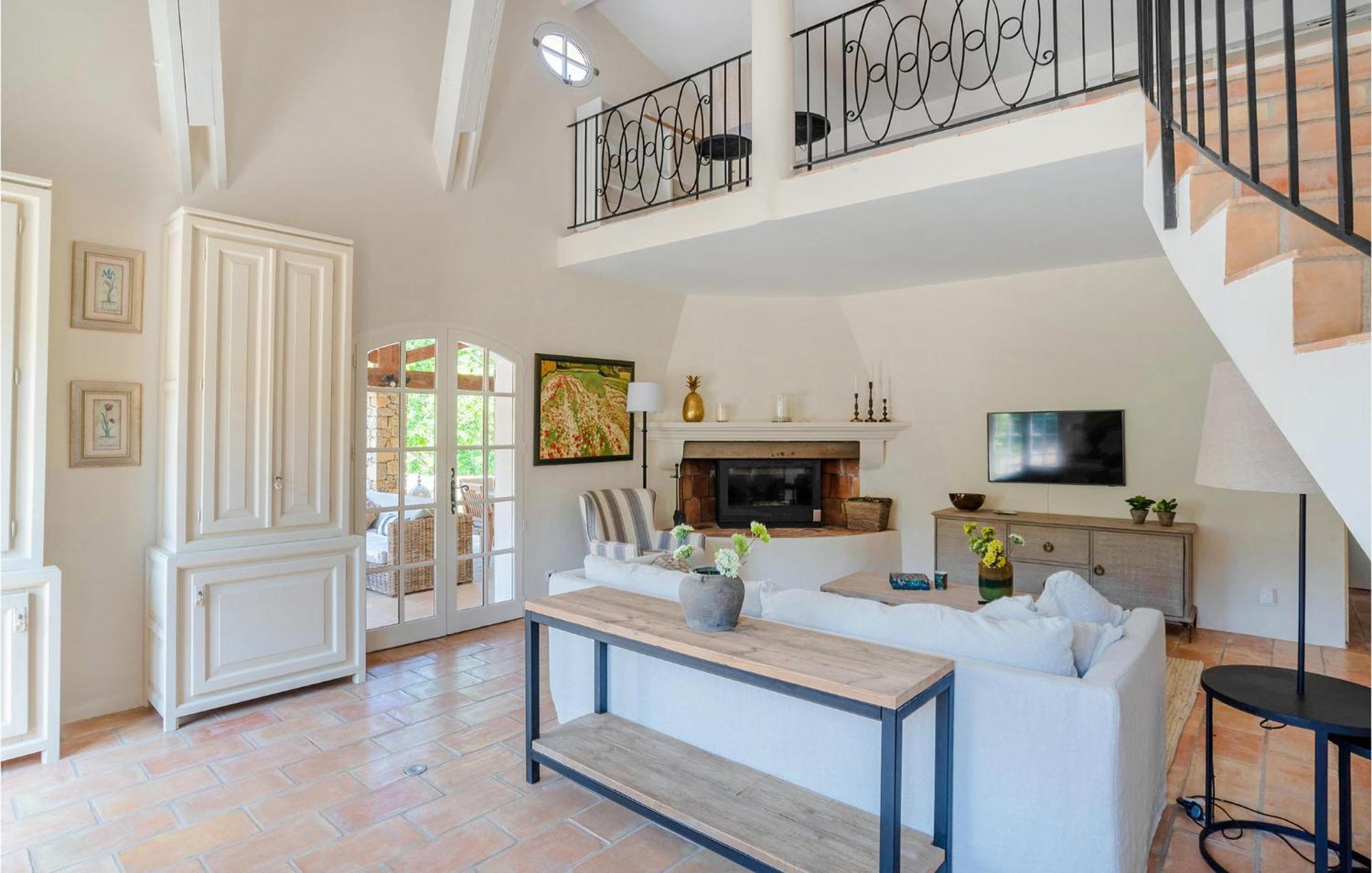 6 Bedroom Pet Friendly Home In Carcès Exterior foto